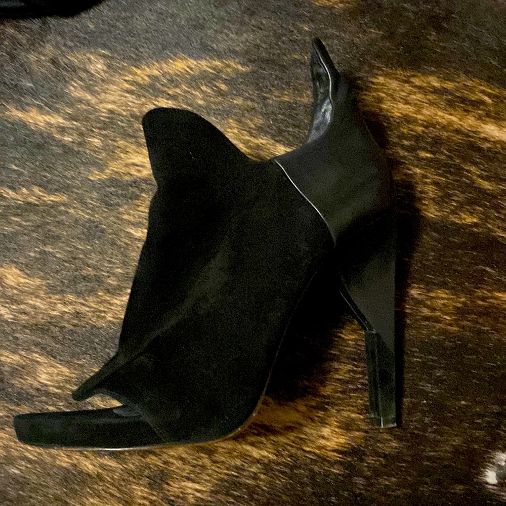 Alexander Wang edgy peep toe high heel booties gently worn. Size 40.
